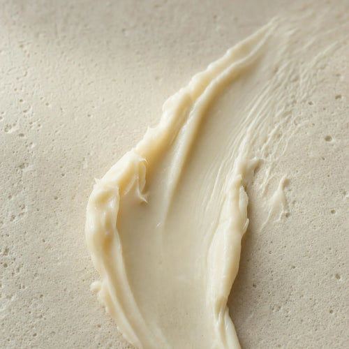 Texture du baume au suif de bœuf en macro